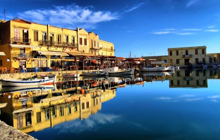 A Walking Tour of Old Rethymnon, including Museum and Fortress
